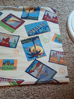 Travel Stamp Print Pillowcase - Multicolor